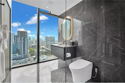 20 NE 11th St #2710, Miami, FL 33132 - Photo 1