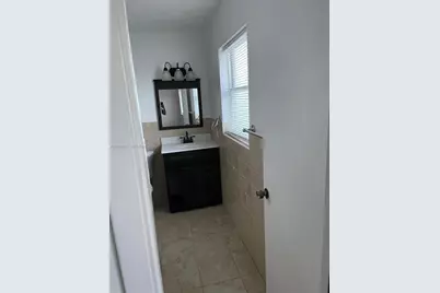 222 SW 1st St #H-5, Pompano Beach, FL 33060 - Photo 9