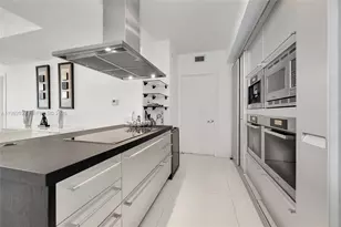 18201 Collins Ave, Sunny Isles Beach, FL 33160 - Photo 19