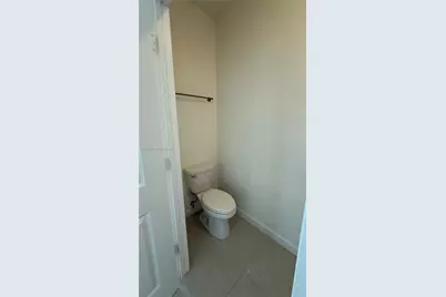 679 SE 13th St Cir, Homestead, FL 33034 - Photo 11