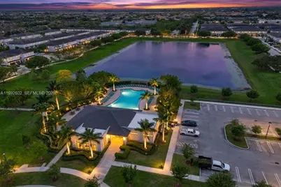 10945 SW 235th Ln, Homestead, FL 33032 - Photo 5