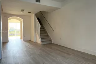 1088 SW 144th Ave, Pembroke Pines, FL 33027 - Photo 3