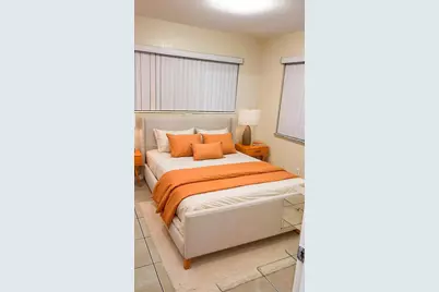 1309 NE 16th Ter #1, Fort Lauderdale, FL 33304 - Photo 5