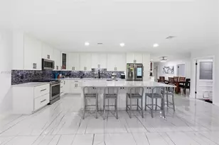 12002 NW 27th Dr, Coral Springs, FL 33065 - Photo 7