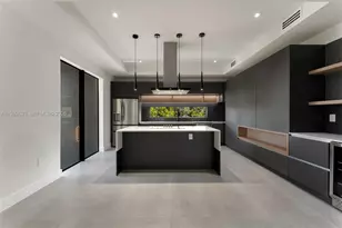 20 Coral Dr, Key Largo, FL 33037 - Photo 7