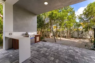 20 Coral Dr, Key Largo, FL 33037 - Photo 39