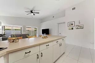 8790 NW 142nd St, Miami Lakes, FL 33018 - Photo 15