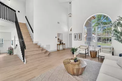 9732 NW 32nd St, Doral, FL 33172 - Photo 3