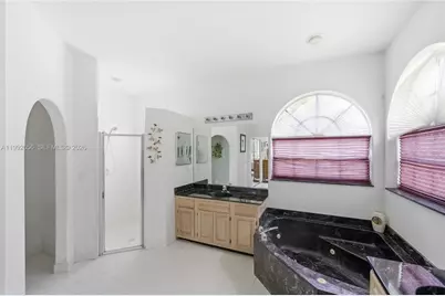 3038 Lakewood Dr, Weston, FL 33332 - Photo 27