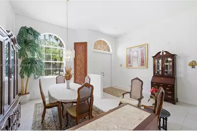 3038 Lakewood Dr, Weston, FL 33332 - Photo 9