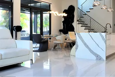 8002 NW 43rd St, Doral, FL 33166 - Photo 11