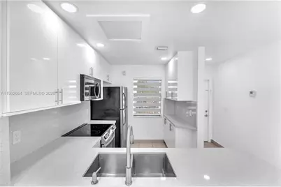 7668 SW 152nd Ave #2-211, Miami, FL 33193 - Photo 9