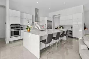 17950 SW 192nd St, Miami, FL 33187 - Photo 7