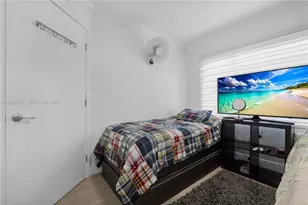 850 SW 138th Ave, Pembroke Pines, FL 33027 - Photo 39