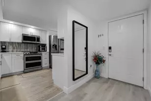 850 SW 138th Ave, Pembroke Pines, FL 33027 - Photo 11