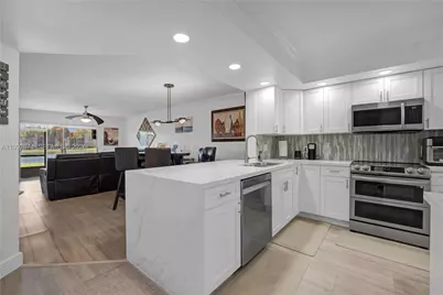 850 SW 138th Ave #111D, Pembroke Pines, FL 33027 - Photo 1