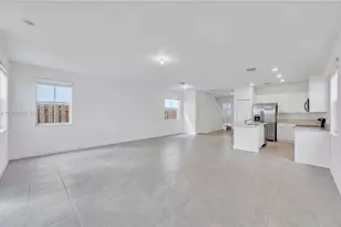 2300 NW 130th St, Miami, FL 33167 - Photo 15