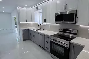 17860 SW 110th Ct, Miami, FL 33157 - Photo 5