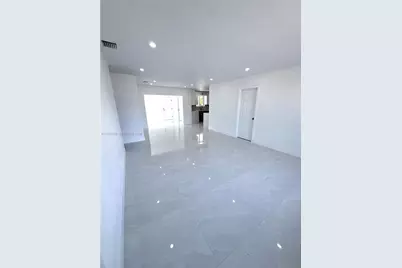 17860 SW 110th Ct, Miami, FL 33157 - Photo 3