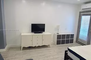 761 Euclid Ave, Miami Beach, FL 33139 - Photo 5