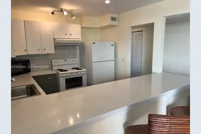 7900 Tatum Waterway Dr #503, Miami Beach, FL 33141 - Photo 9