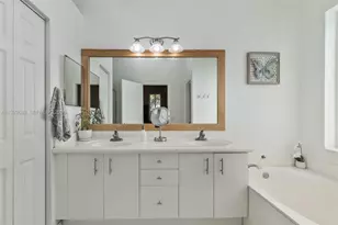 1784 Aspen Ln, Weston, FL 33327 - Photo 19