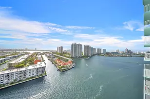 301 174th St, Sunny Isles Beach, FL 33160 - Photo 33