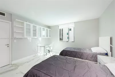 55 SE 6 St #1207, Miami, FL 33131 - Photo 25