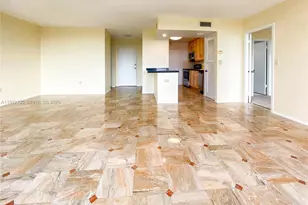 9800 W Bay Harbor Dr, Bay Harbor Islands, FL 33154 - Photo 3