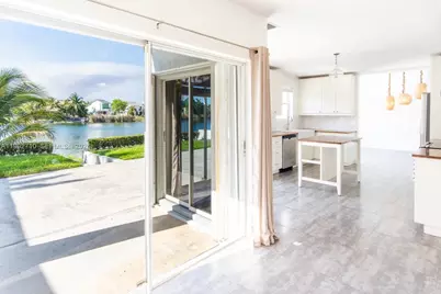 15511 SW 59th St, Miami, FL 33193 - Photo 3