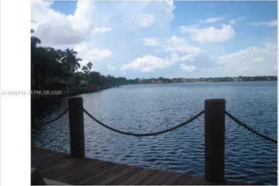 15071 SW 136 Pl, Miami, FL 33186 - Photo 11