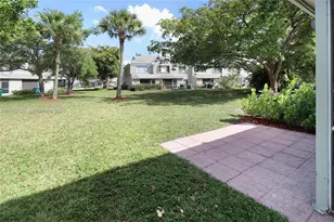 7858 Sanibel Dr, Tamarac, FL 33321 - Photo 23
