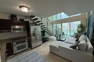 41 SE 5th St, Miami, FL 33131 - Photo 3