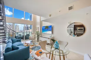 41 SE 5th St, Miami, FL 33131 - Photo 3
