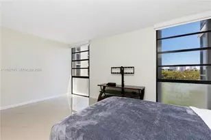 20400 W Country Club Dr, Aventura, FL 33180 - Photo 11