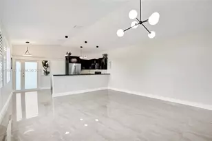 60 NE 26th St, Wilton Manors, FL 33305 - Photo 5