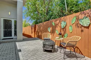 60 NE 26th St, Wilton Manors, FL 33305 - Photo 3