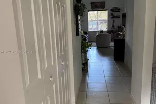 1083 SW 160th Ave, Pembroke Pines, FL 33027 - Photo 21