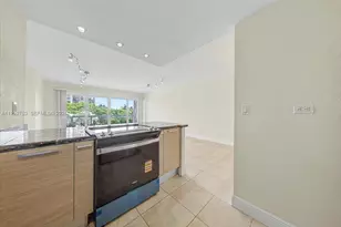 2451 Brickell Ave, Miami, FL 33129 - Photo 11