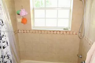 7131 Park St, Hollywood, FL 33024 - Photo 11