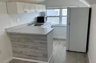 274 E 9th St, Hialeah, FL 33010 - Photo 5