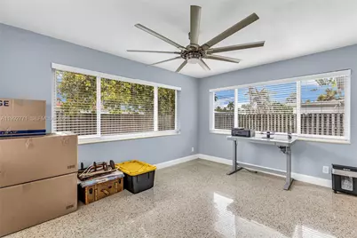 819 N 32nd Ave, Hollywood, FL 33021 - Photo 17