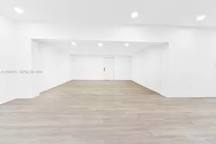 7884 NW 175th St, Hialeah, FL 33015 - Photo 7