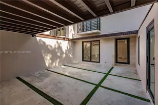 7238 Jacaranda Ln, Miami Lakes, FL 33014 - Photo 3