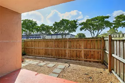 10900 SW 104th St #110, Miami, FL 33176 - Photo 9