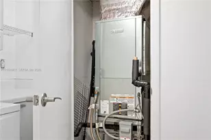 15051 Royal Oaks Ln, North Miami, FL 33181 - Photo 27