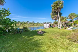 8243 Pinetree Ln, Other City - In The State Of Florida, FL 34224 - Photo 17