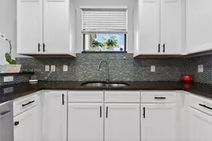 9807 NW 88th Terrace, Doral, FL 33178 - Photo 13