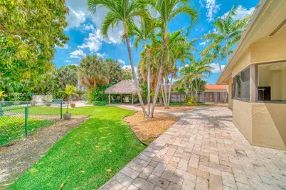 7320 SW 100th Ct, Miami, FL 33173 - Photo 31