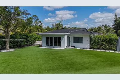 8390 SW 64th St, Miami, FL 33143 - Photo 13